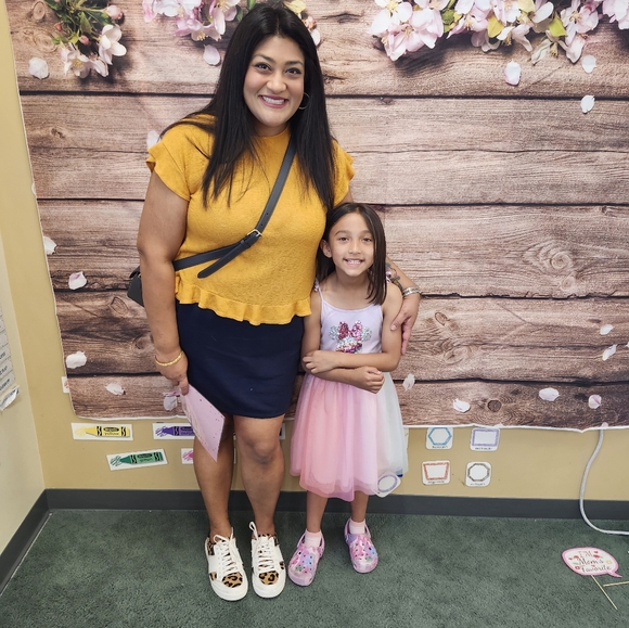 Meet your Posher, Gail - Picture 1 of 1